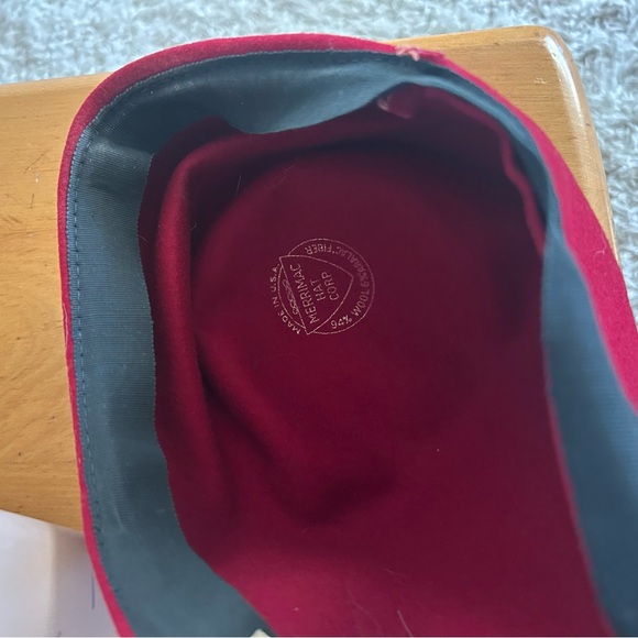 SOLD Vintage 1940s Hat | Dark Red | Wool | Everyday | Costume | 40s - Picture 5 of 5